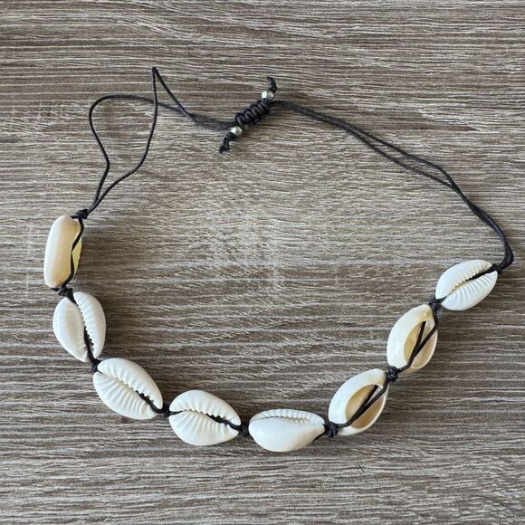 Elegant Shell Choker Necklace A1369 - Picture 3 of 3